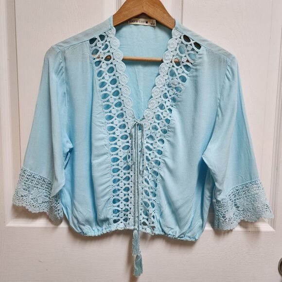 Beach By Exist Top Womens L Blue Crochet Lace V Neck 3/4 Sleeve Crop Elastic Hem - Picture 15 of 15